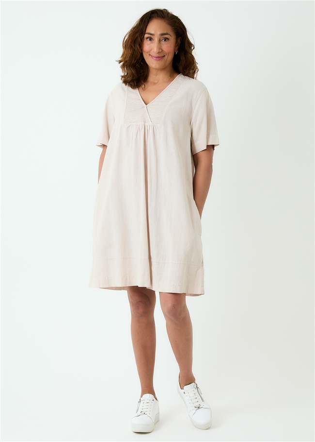 Linen Viscose Pintuck Bib Knee Length Dress