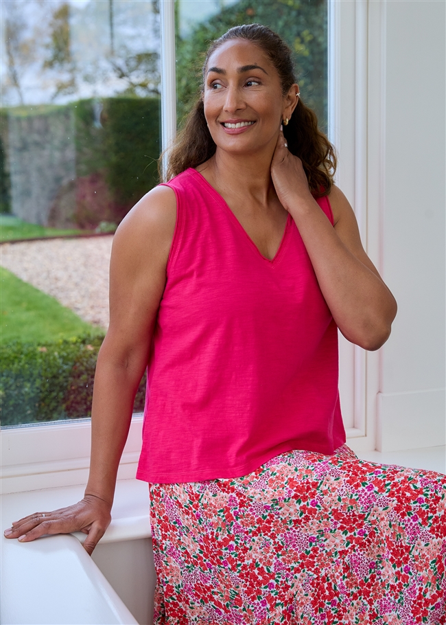 Slub Jersey Raw Edge V-Neck Vest