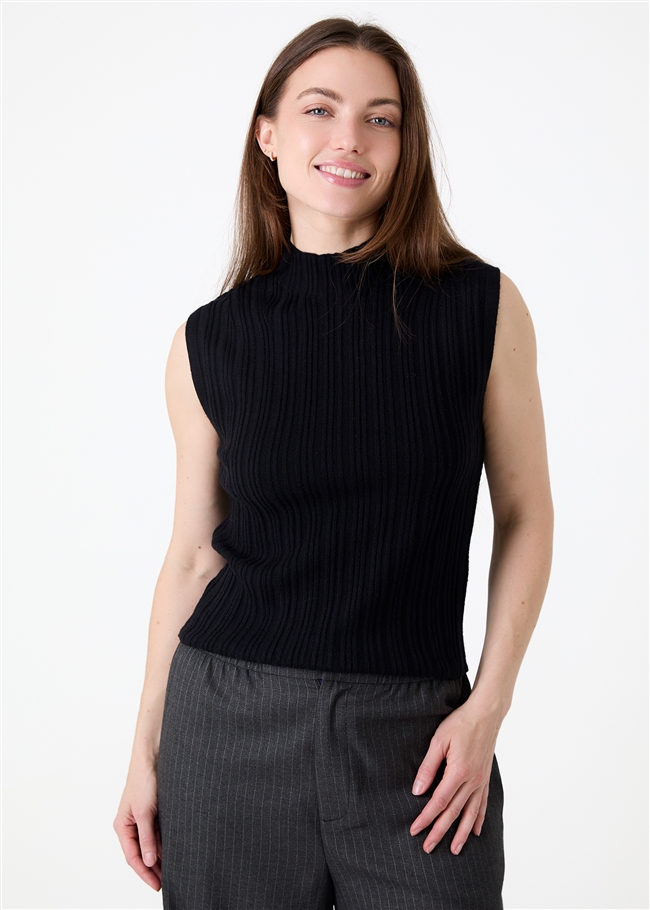 Cashmere Like Varied Rib Turtle Neck Vest