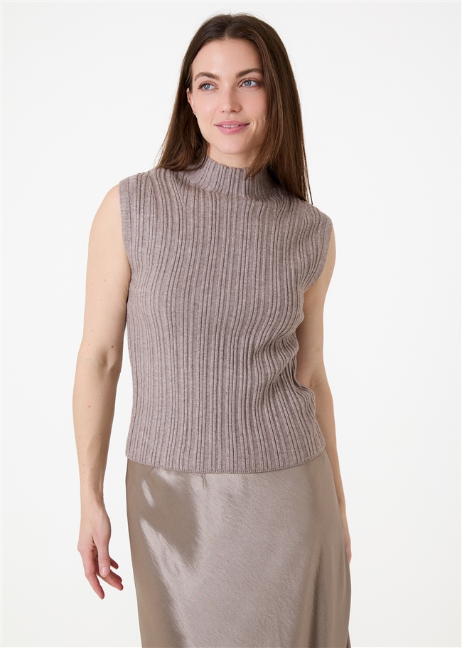 Cashmere Like Varied Rib Turtle Neck Vest