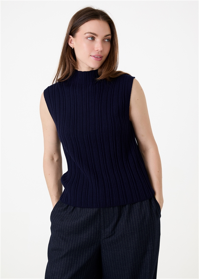 Cashmere Like Varied Rib Turtle Neck Vest