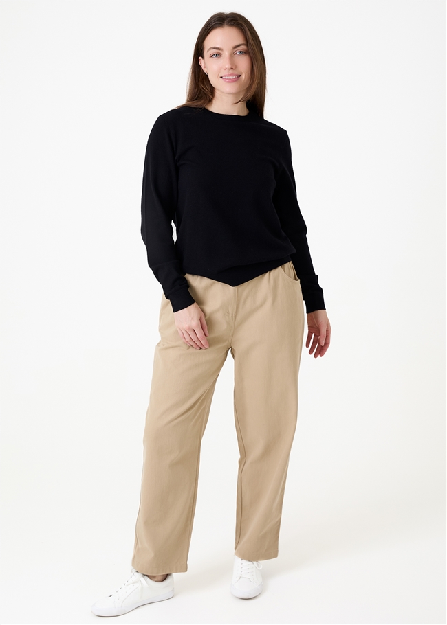 Fitted Crew Neck Long Sleeve Jumper