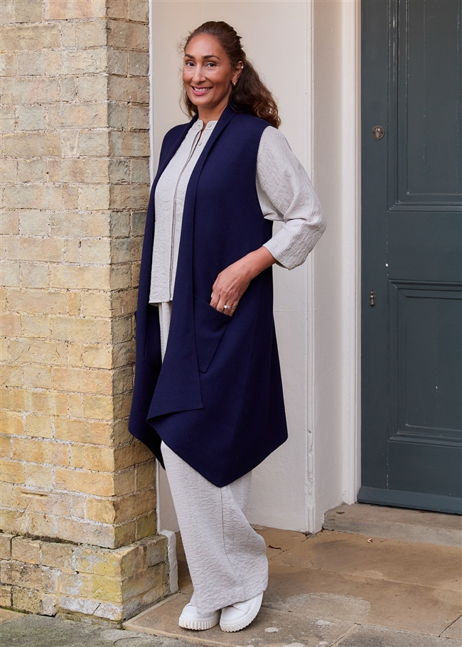 Cashmere Like Doubleknit Roll Collar Gilet