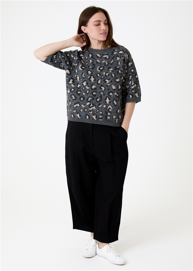 Leopard Jacquard Short Sleeve Raglan Jumper