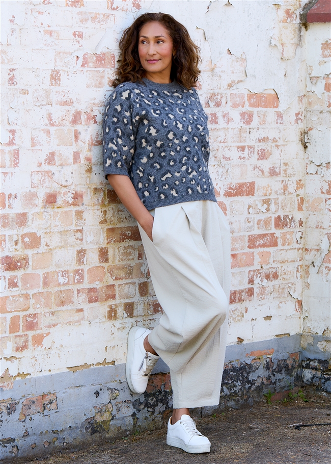 Leopard Jacquard Short Sleeve Raglan Jumper