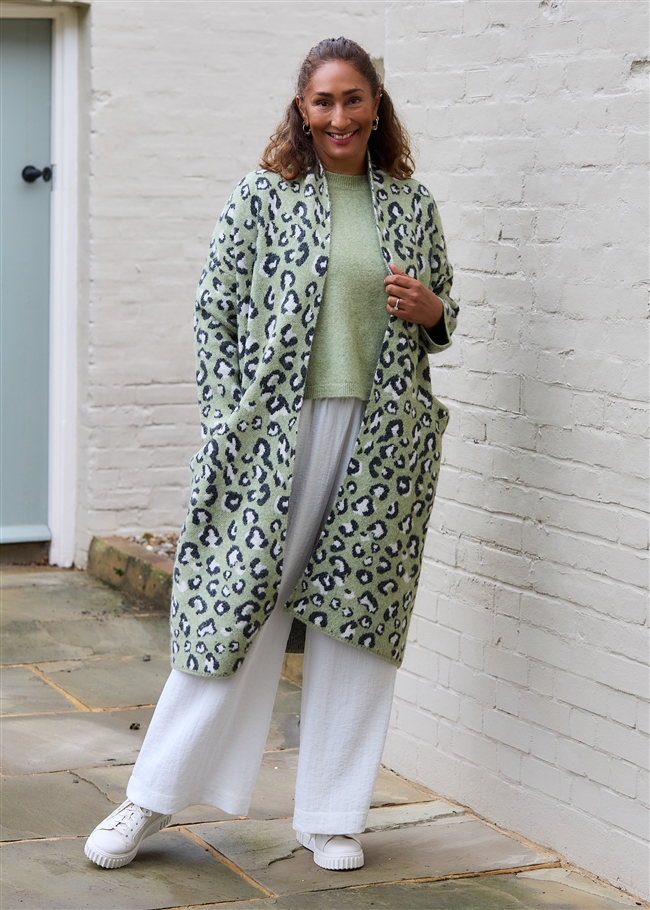 Leopard Jacquard Roll Collar Coatigan