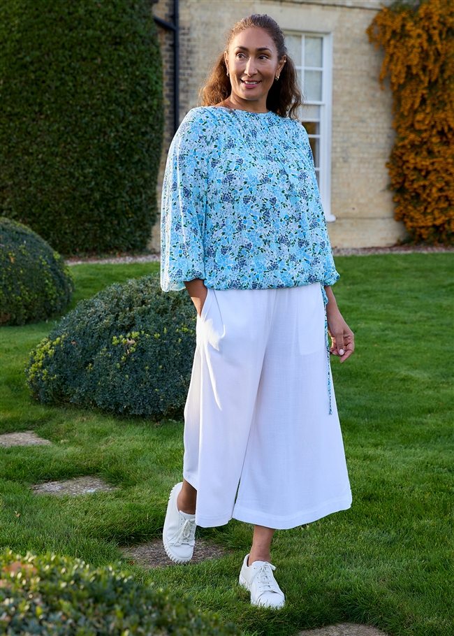 Ditsy Cluster Drawstring Hem Blouse