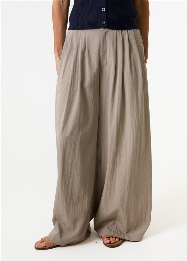 Wide Leg Pleated Palazzo Trousers