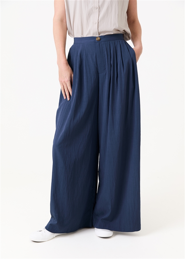 Wide Leg Pleated Palazzo Trousers