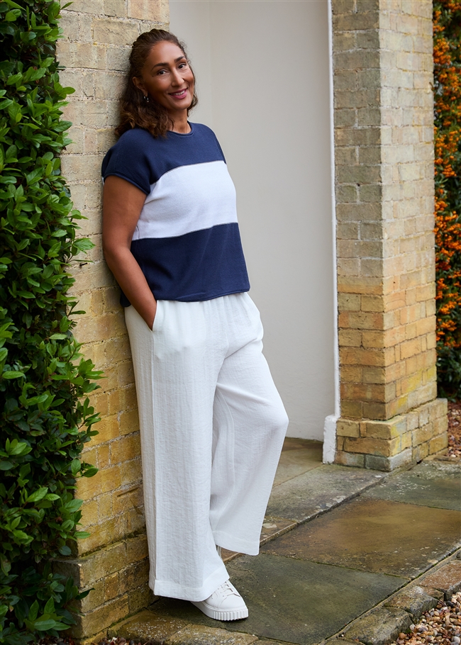 Ripple Elastic Waist Palazzo Pants