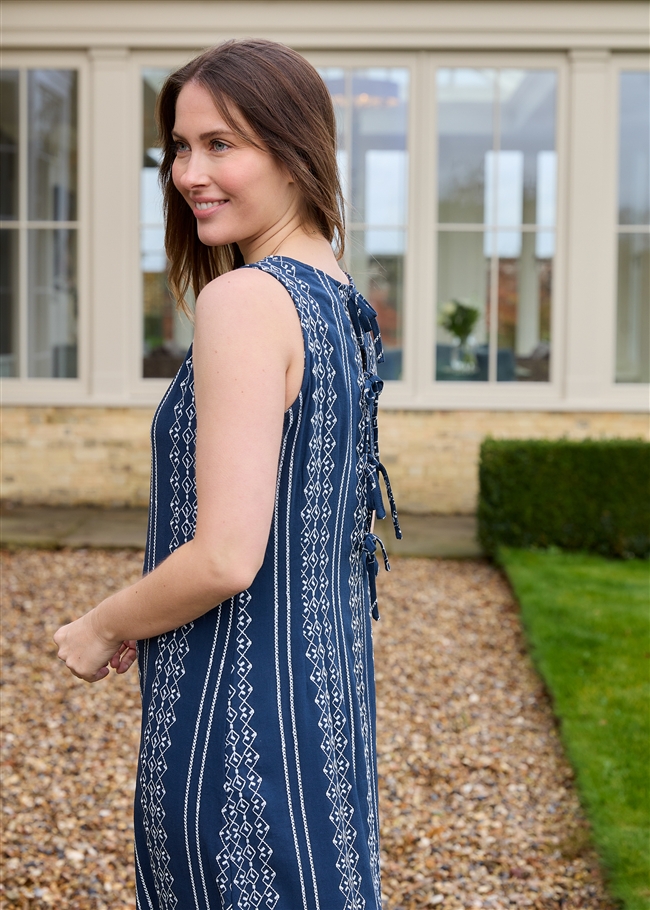 Zig Zag Embroidery Sleeveless Fitted Tie Back Maxi Dress