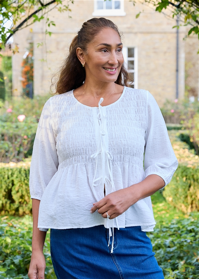 Textured Shirred Body Tie Front Blouse