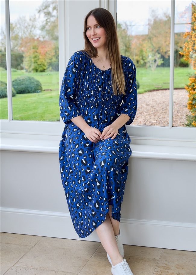 Leopard Smudge Shirred Tie Front Midi Dress