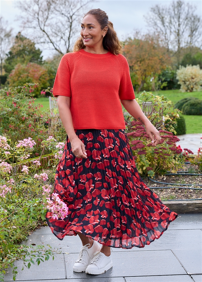 Painterly Poppies Pleated Skirt