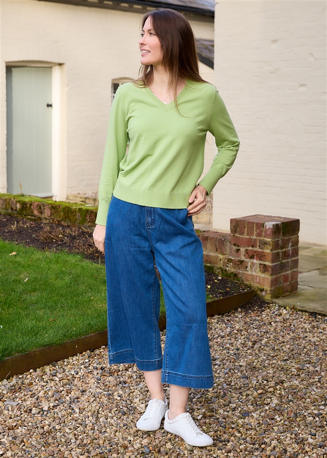 Denim Cropped Wide Leg Elastic Back Jean