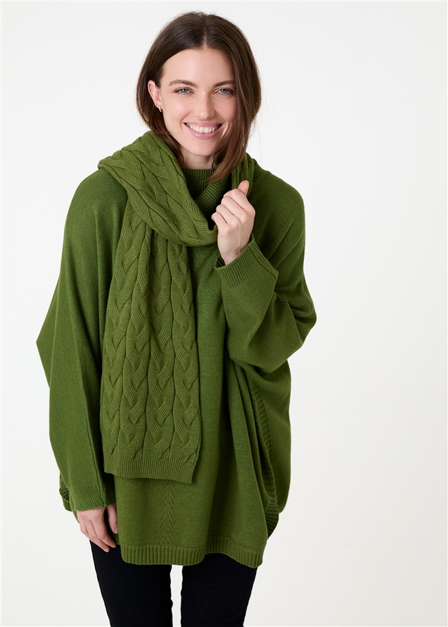 Cashmere Like Cable Knit Scarf