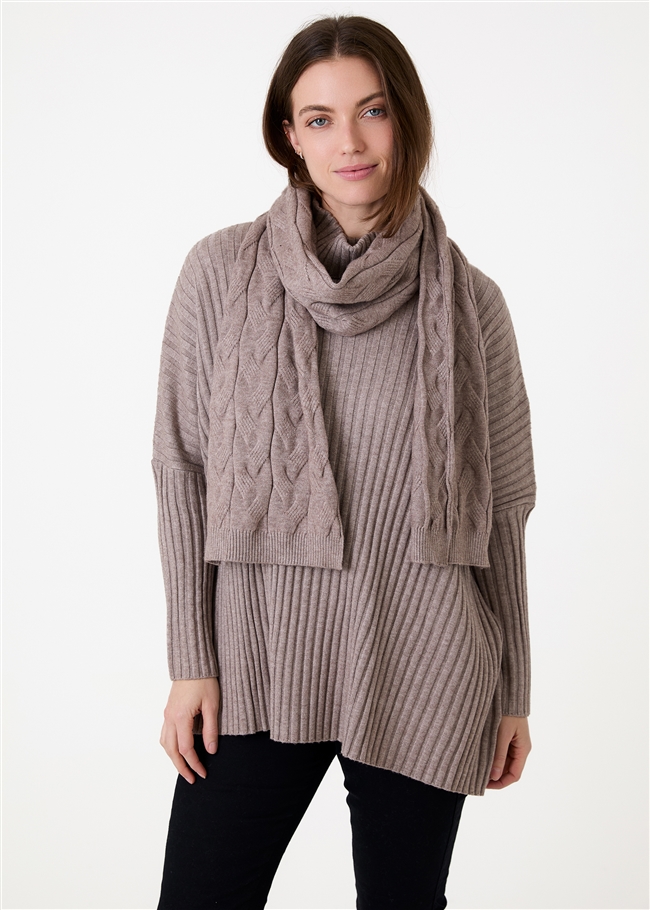 Cashmere Like Cable Knit Scarf